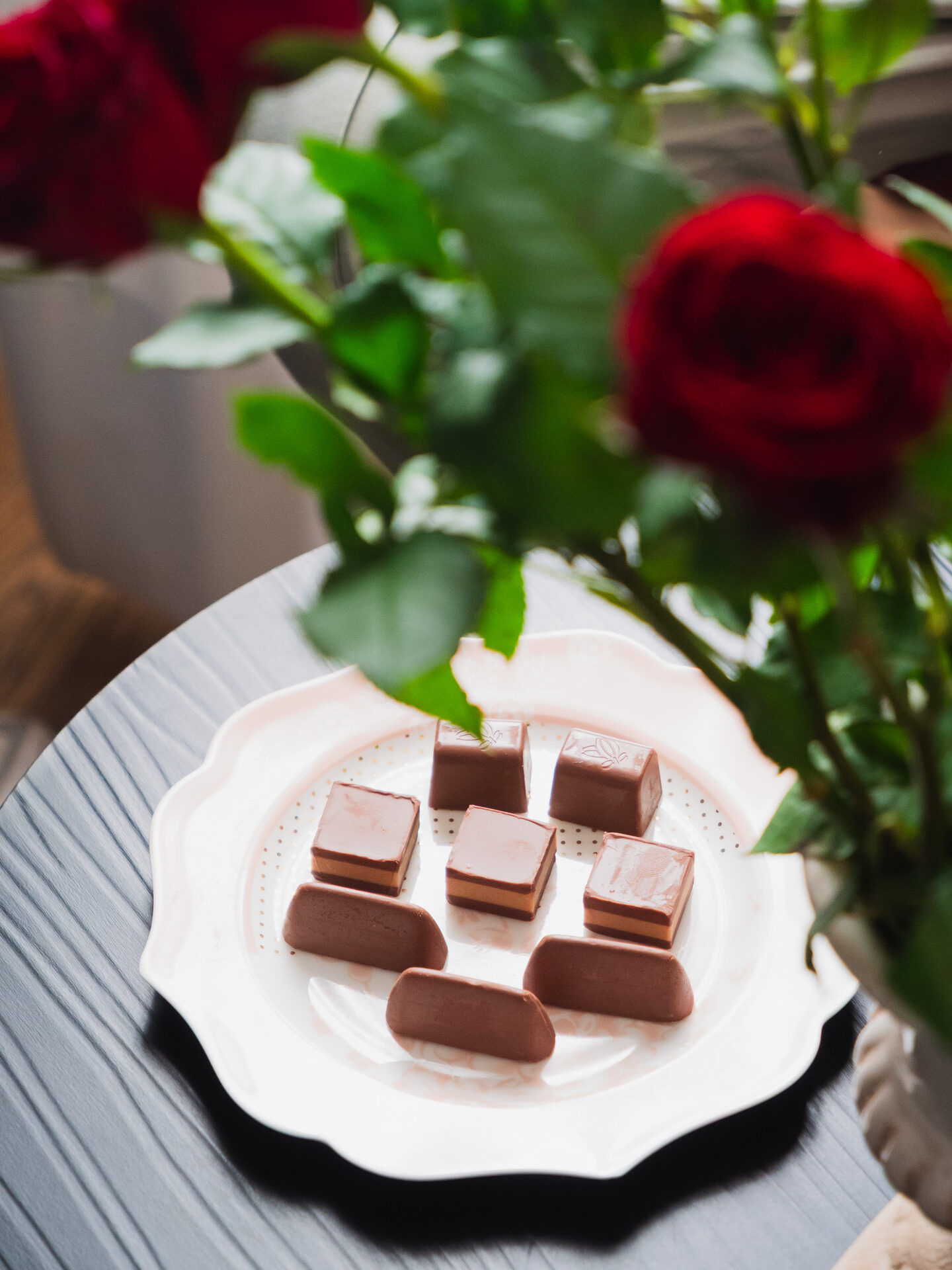 Cioccolatini e rose