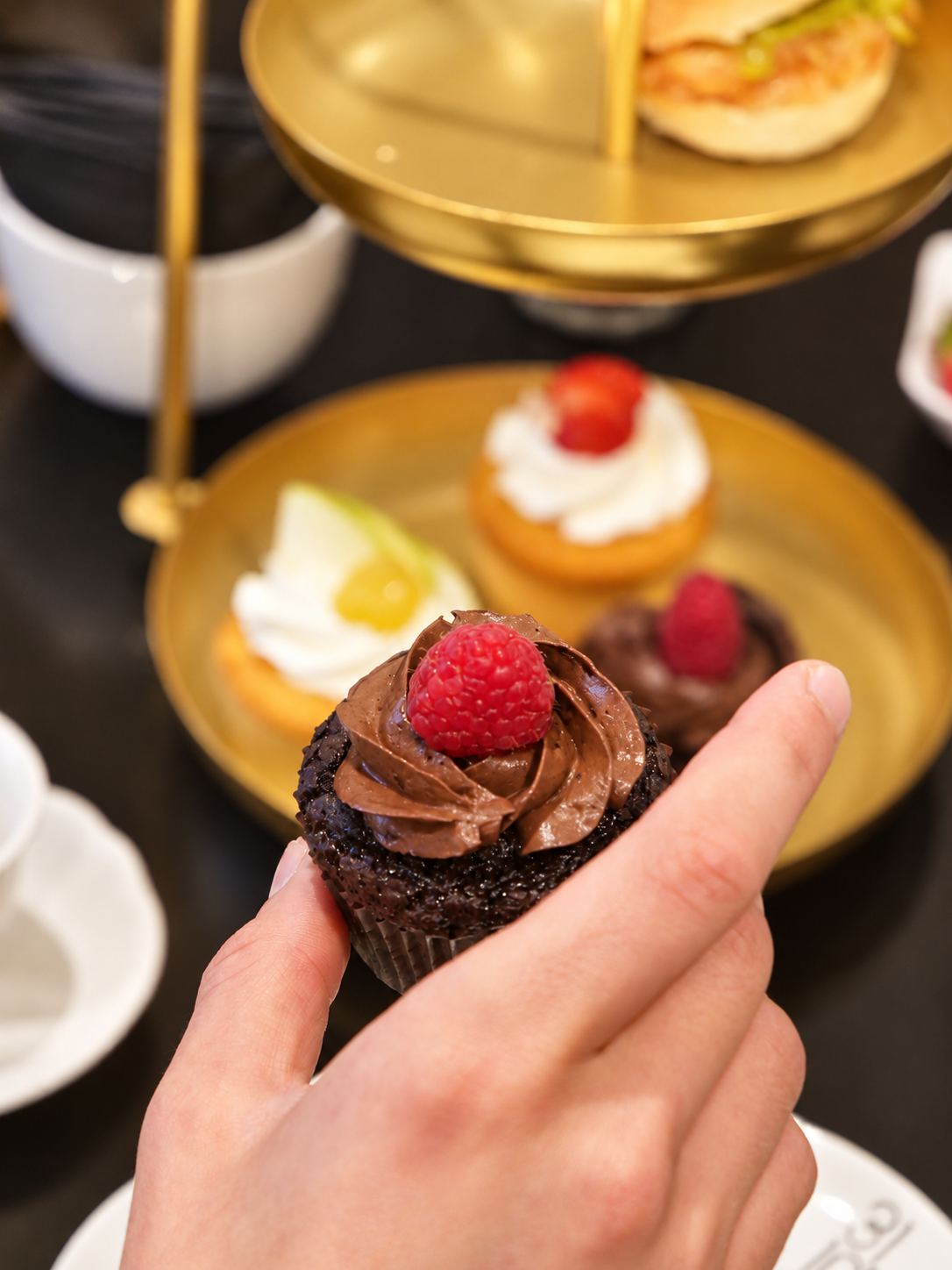 Cupcake al cioccolato con lampone
